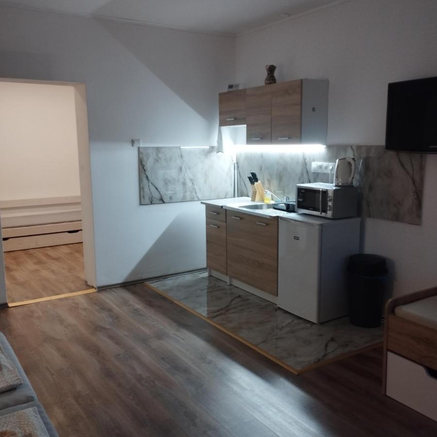 Apartmany 77 Вельки-Медер Экстерьер фото