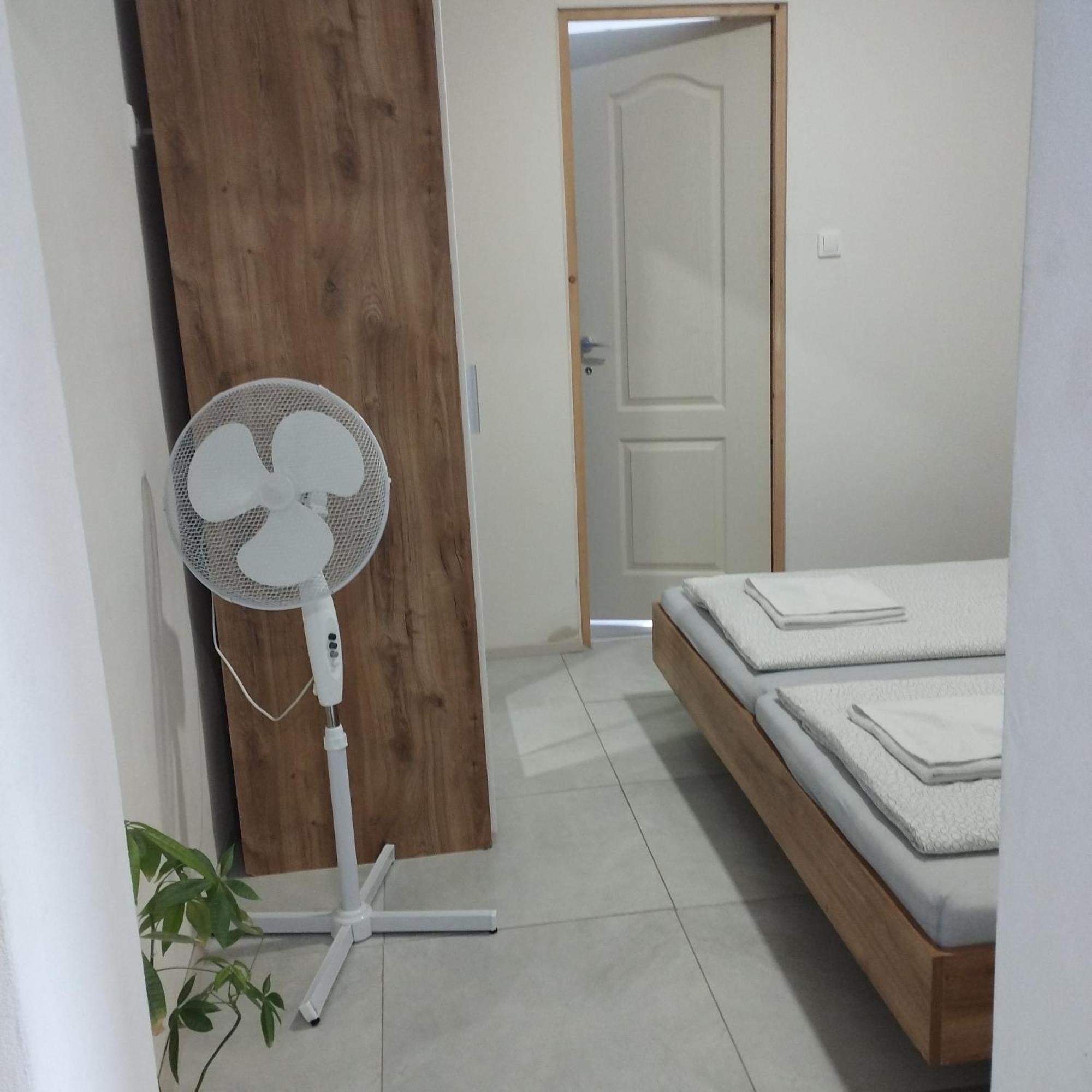 Apartmany 77 Вельки-Медер Экстерьер фото