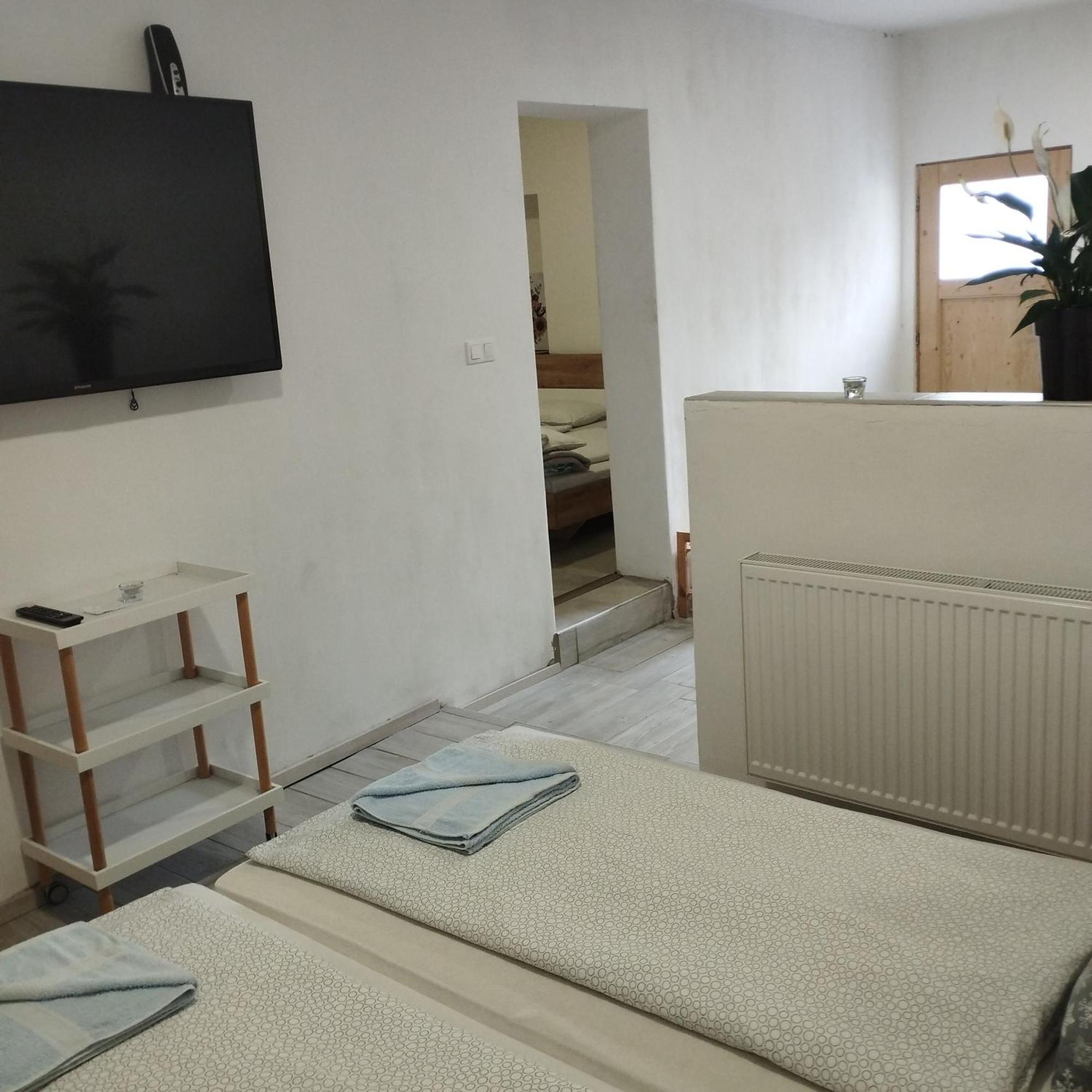 Apartmany 77 Вельки-Медер Экстерьер фото
